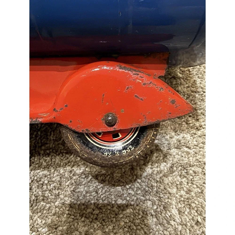 Vintage Lumar  Contractors Toy Dump truck Steel Its From The 1940s 1950s Era‎